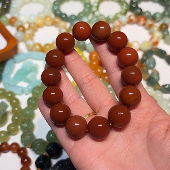 一***丶蛇纹石玉未镶嵌手串