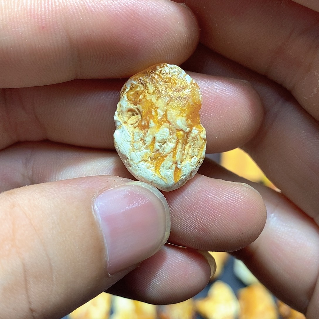 定制琥珀蜜蜡原石定制