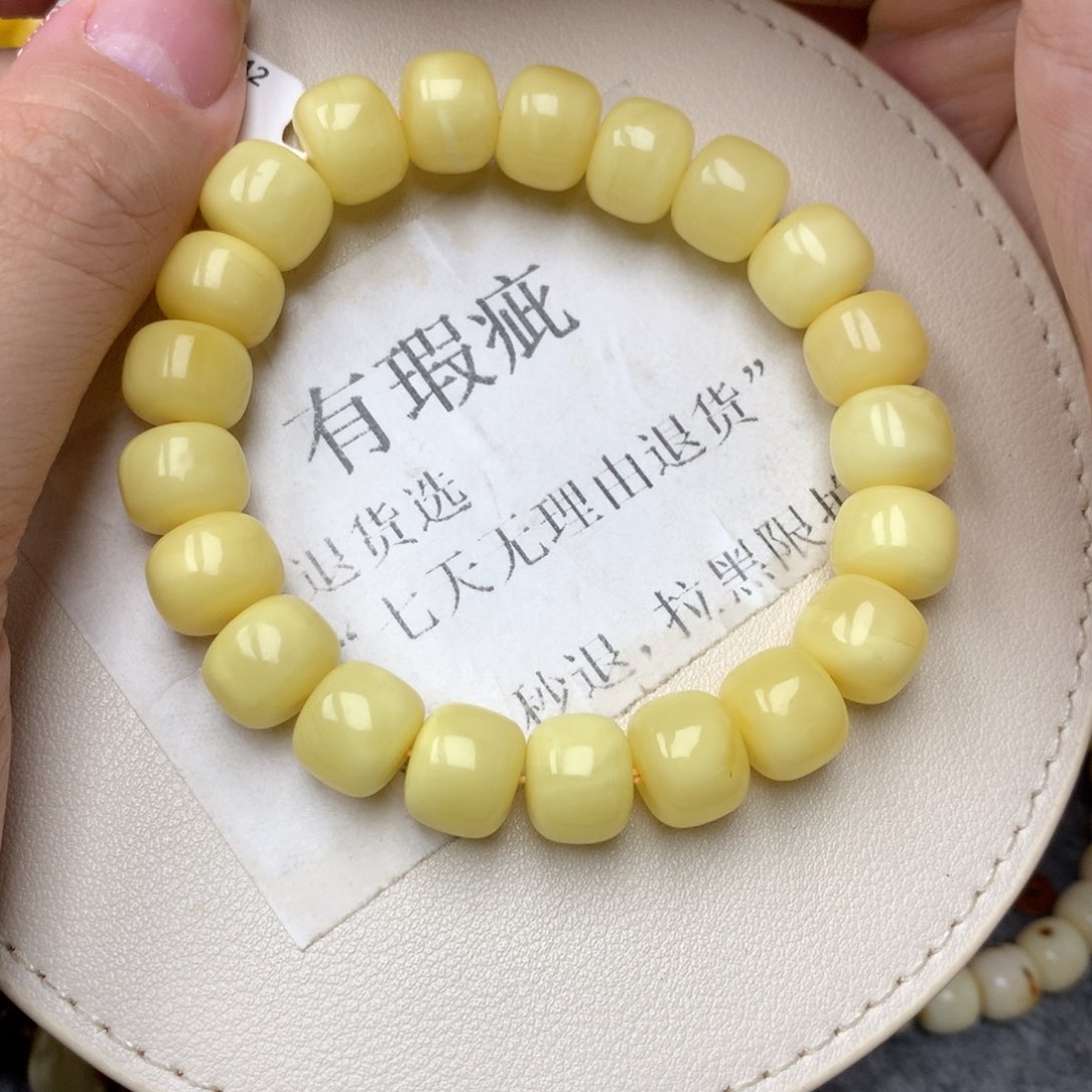 琥珀未镶嵌珠宝奇石5