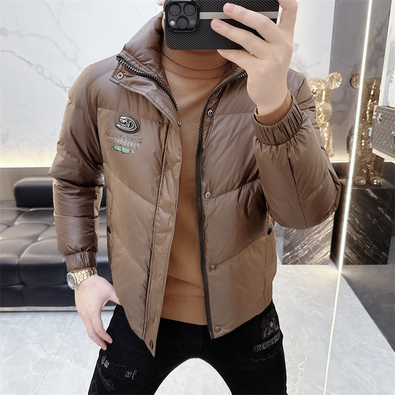 冰希重工.个性男士洋气徽章设计厚款保暖立领羽绒服2025冬季新款