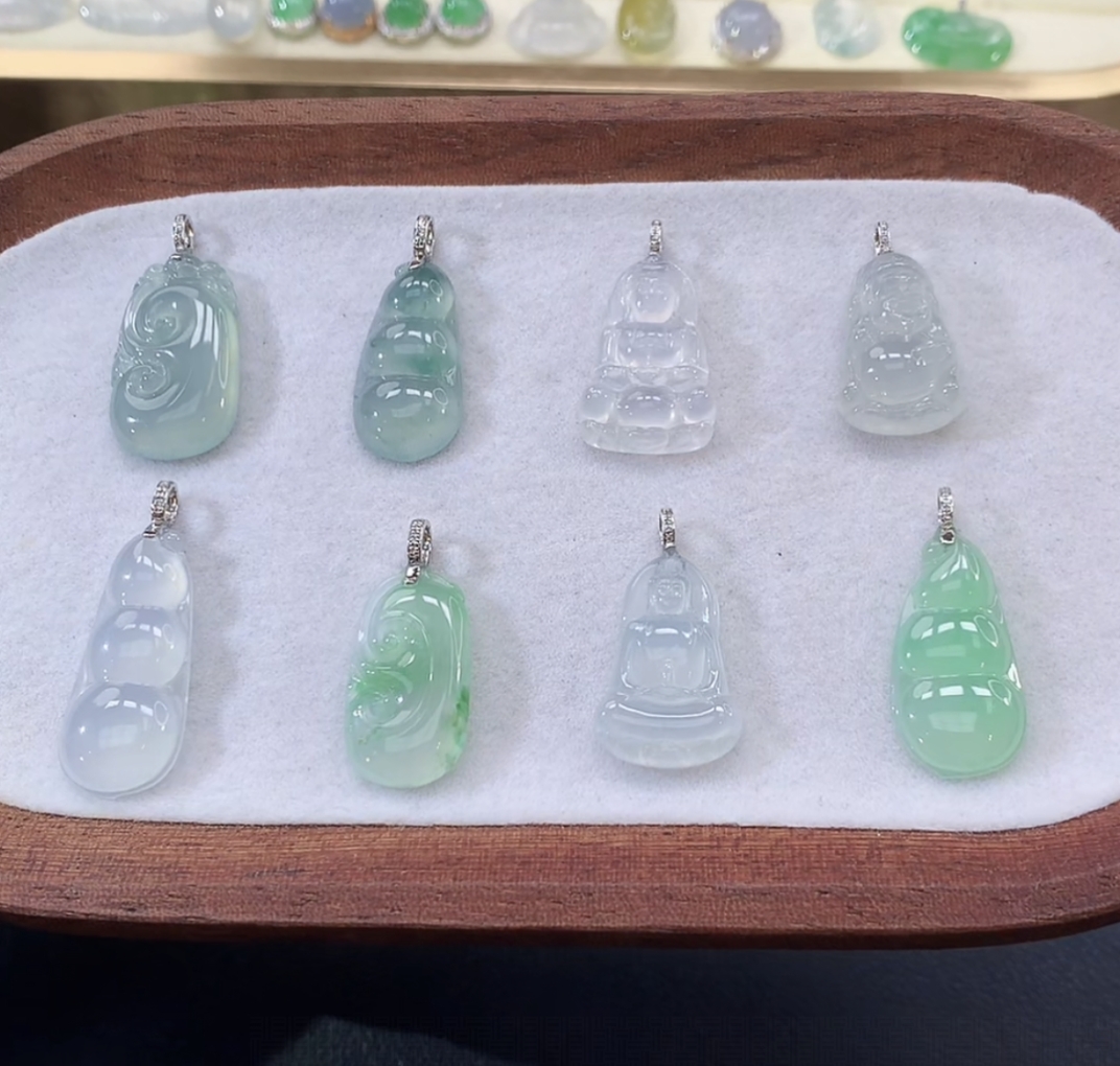 18k金翡翠大礼包30-5570-多样性发其一