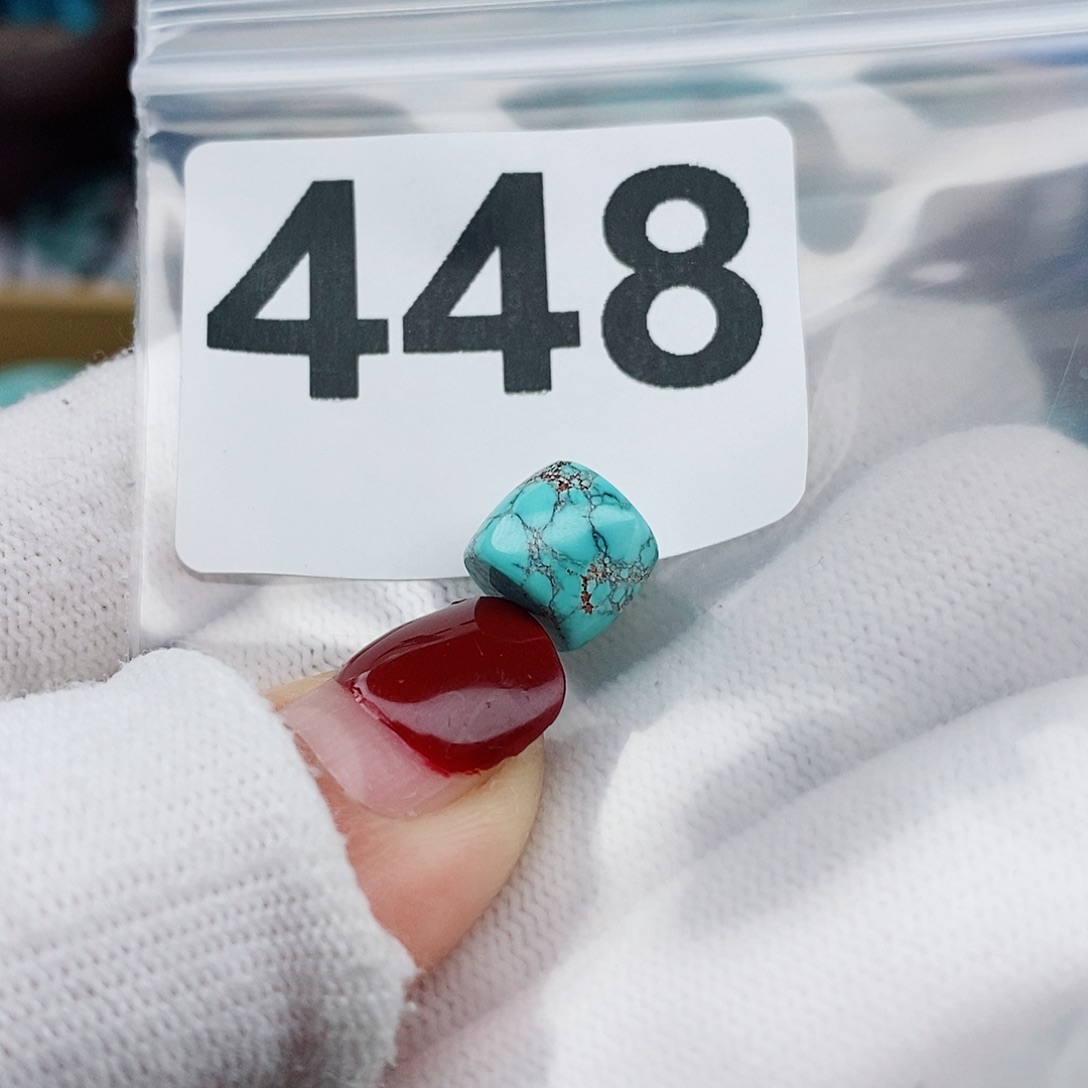 绿松石颈饰未镶嵌