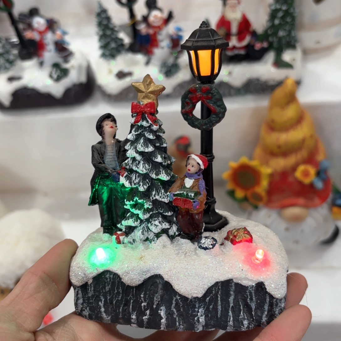 瓷片祝大家新的一年顺风顺水