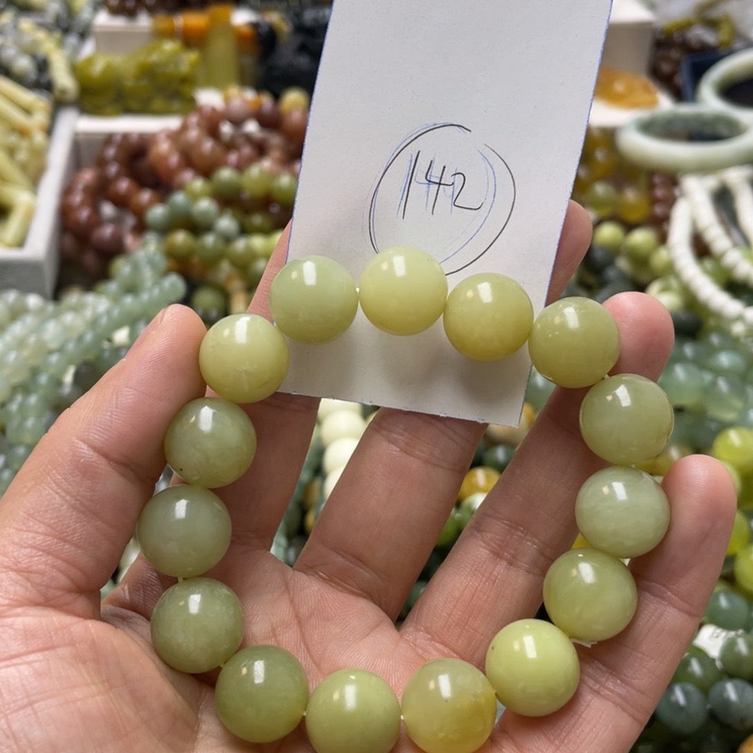 蛇纹石玉手链未镶嵌