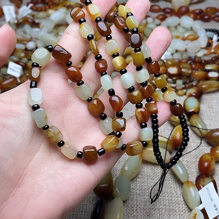 和田玉未镶嵌手链