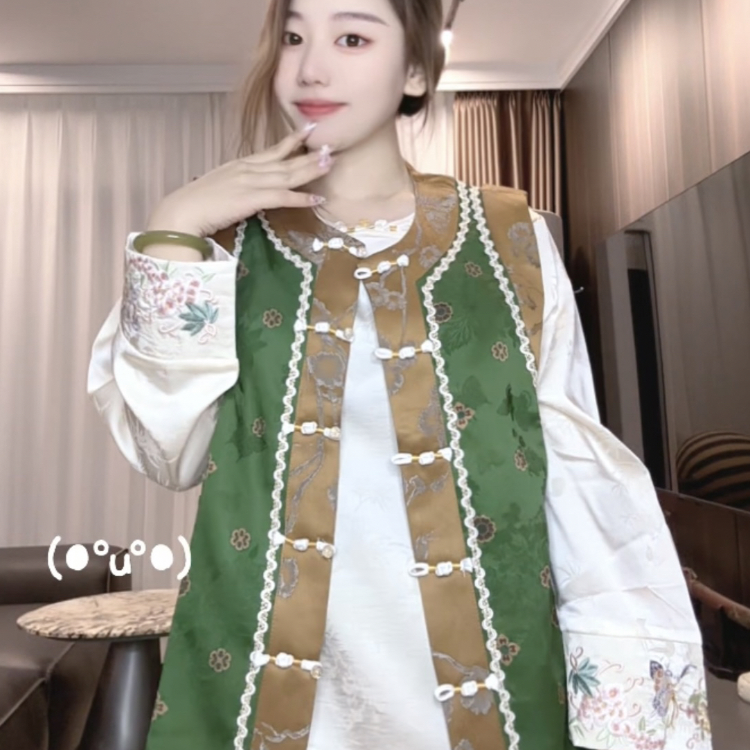 「69039」新中式格格服旗装马甲新中式显瘦大码复古外搭马甲