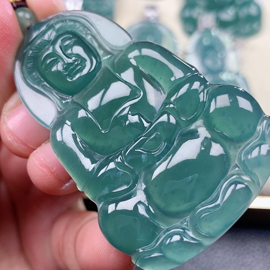 【闪购商品】翡翠颈饰未镶嵌天然翡翠