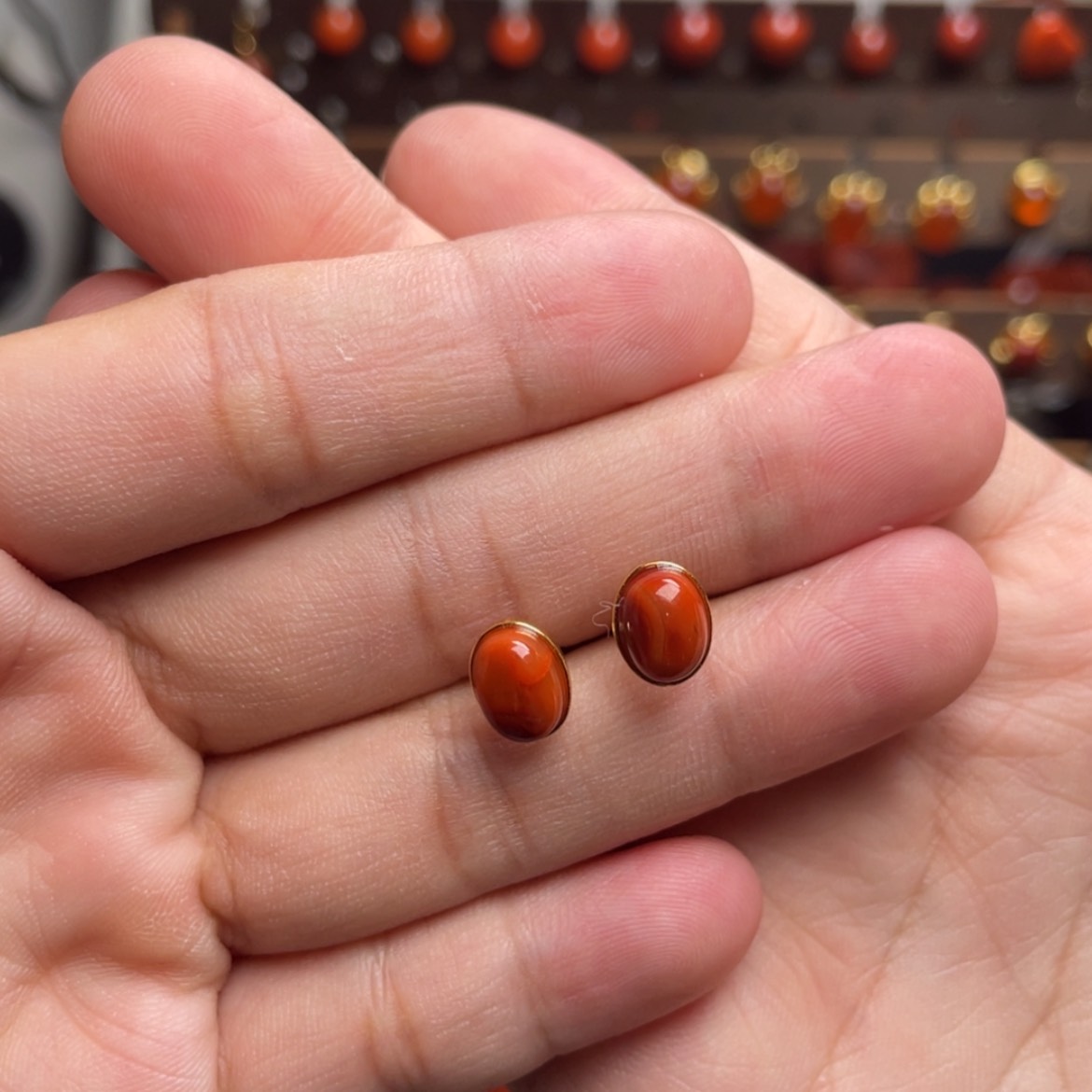 【闪购商品】银S925镶嵌耳钉南红玛瑙