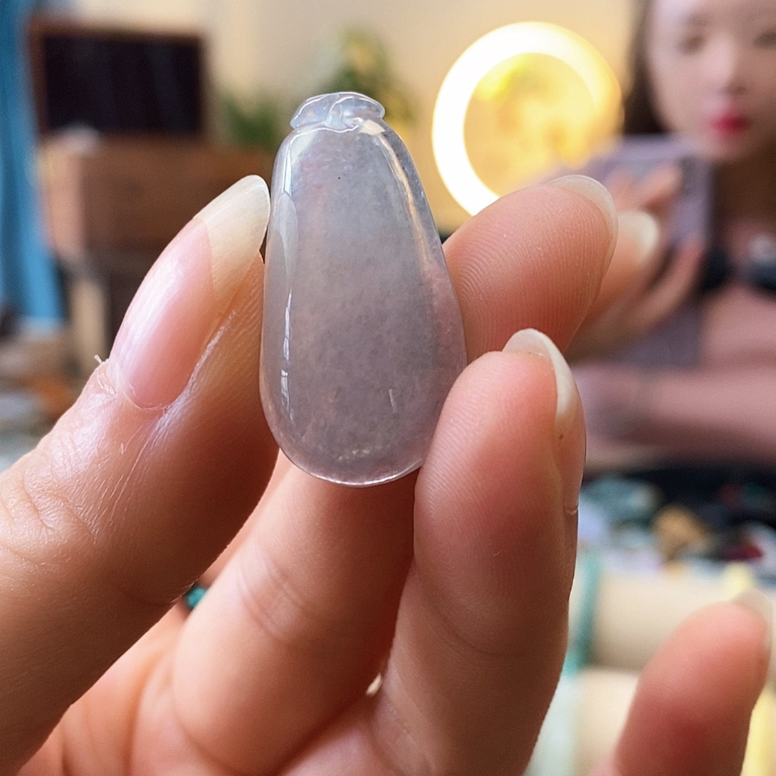 翡翠挂件未镶嵌翡翠挂件