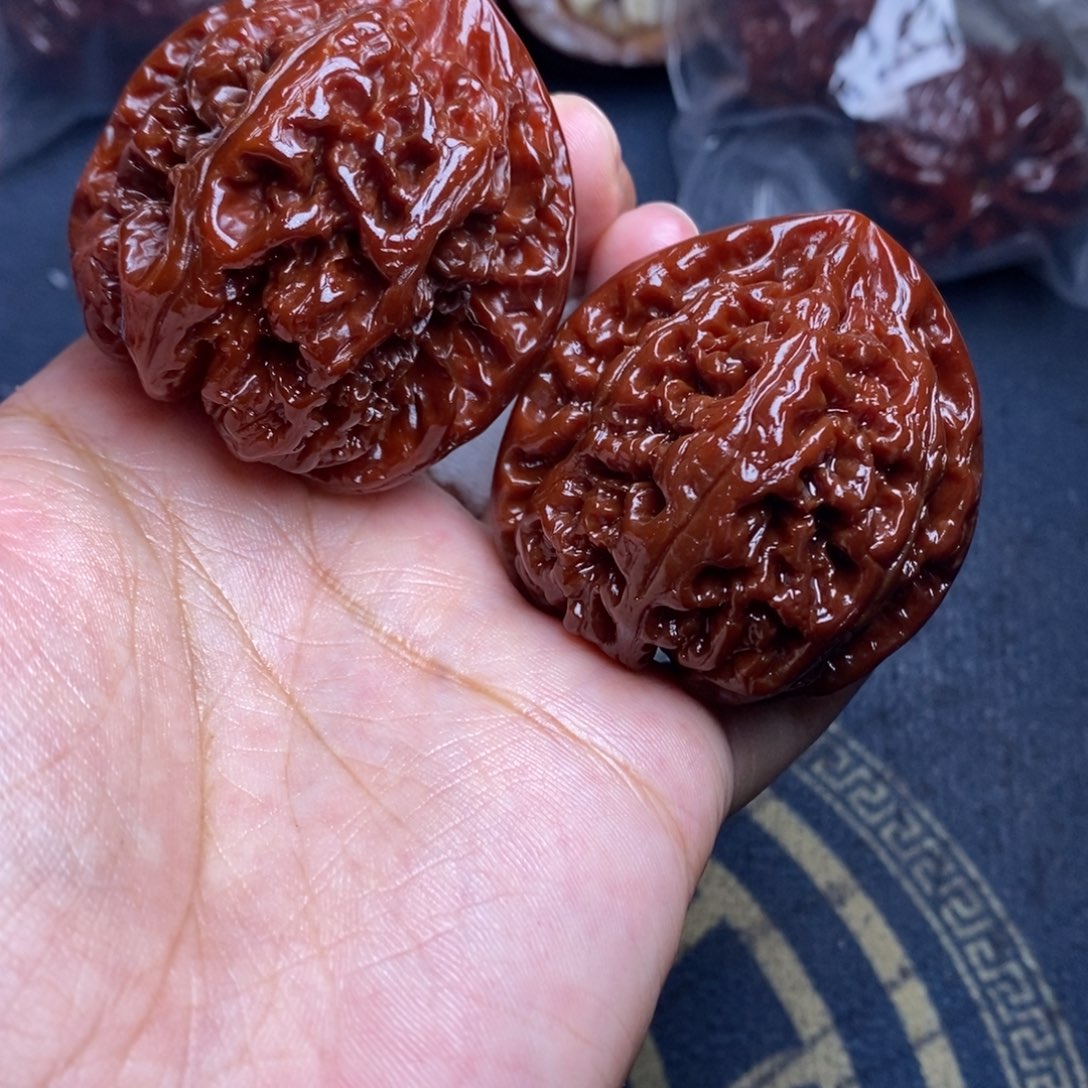 文玩核桃吊坠大粗筋46