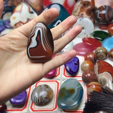 玛瑙/玉髓颈饰未镶嵌