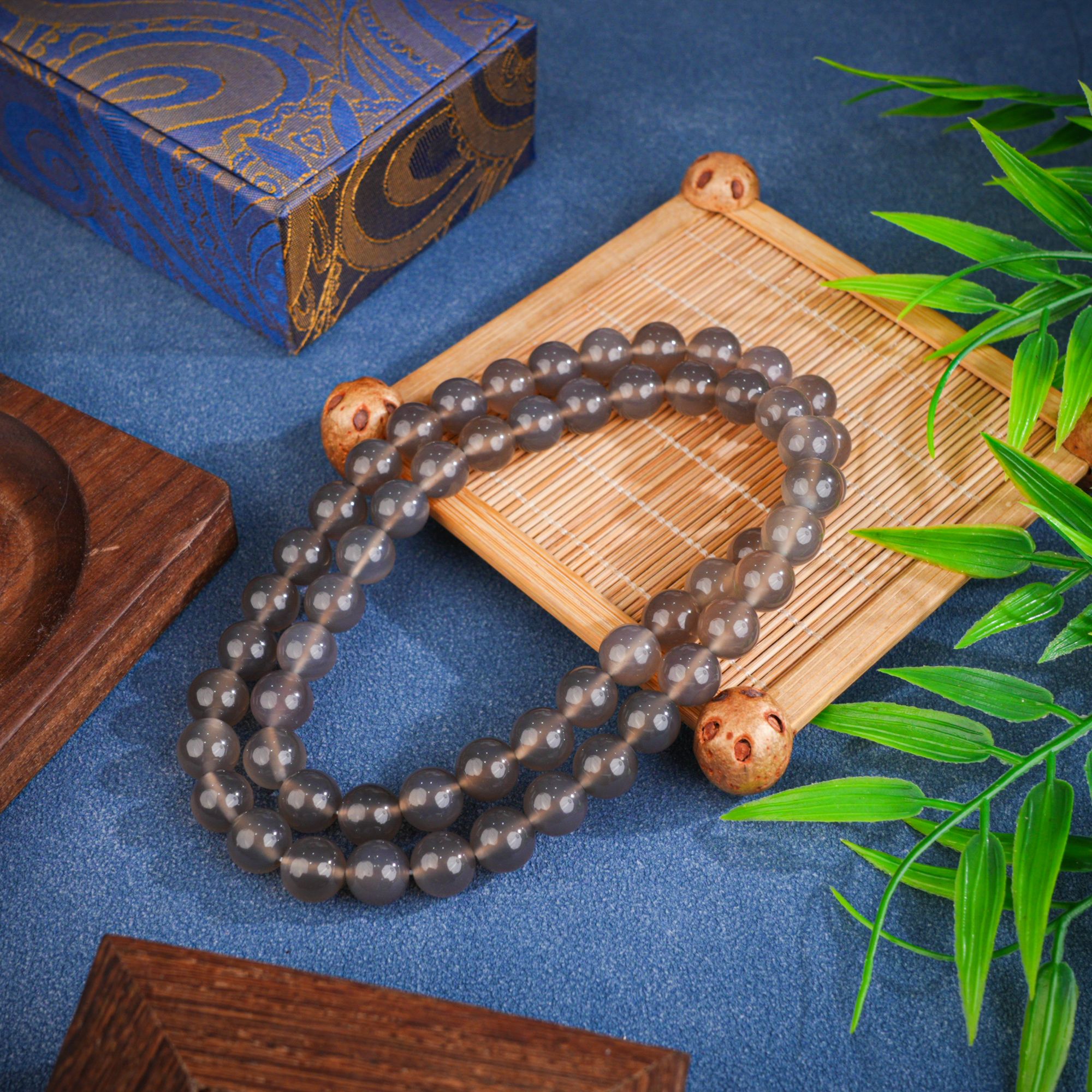 保真天然烟灰玛瑙长链 多样性发其一10mm*58颗 MN261