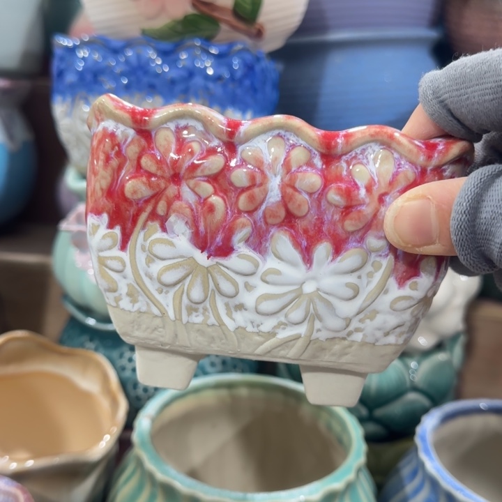 凑9块包邮，有孔，陶瓷花盆