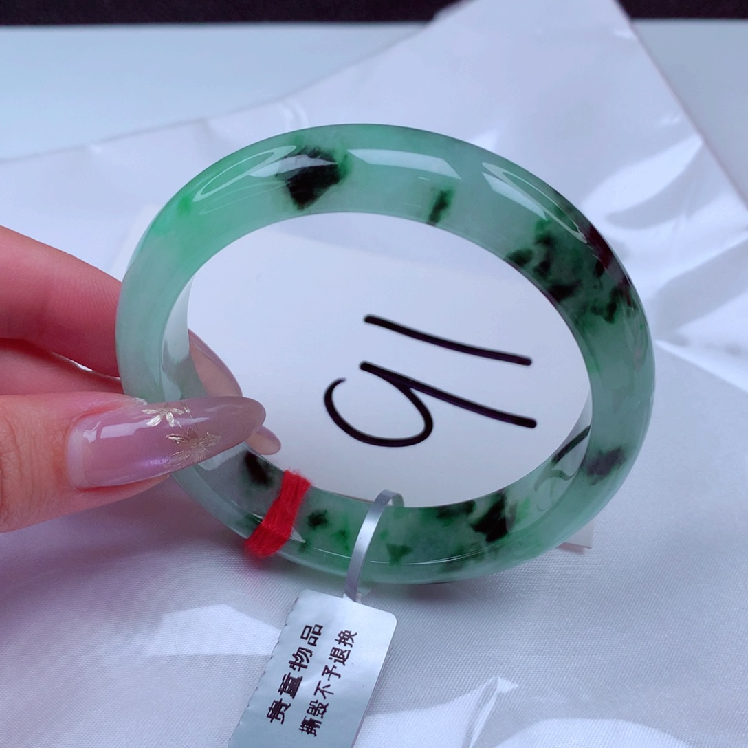 翡翠手镯未镶嵌翡翠55