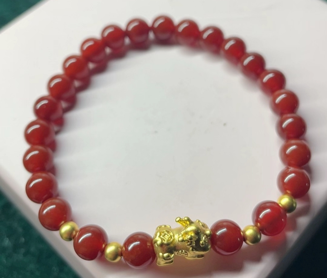 B(016）足金卡十貔貅+3.5mm金珠4颗（卡六红玉 髓）多样性发货