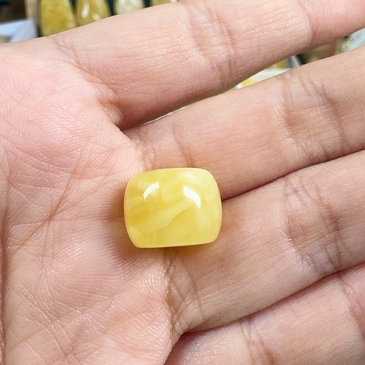 蜜蜡珠宝奇石未镶嵌