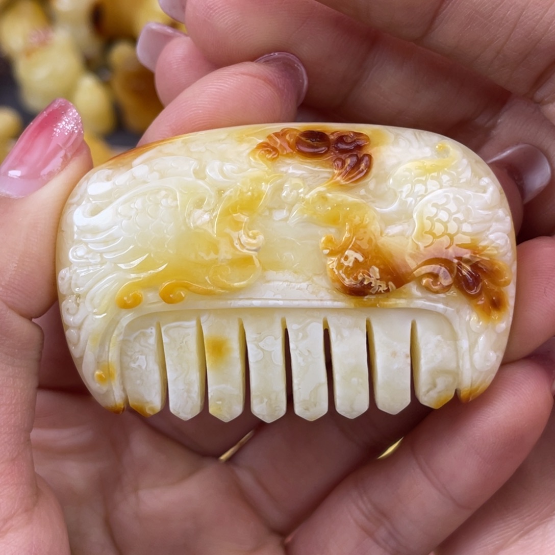 琥珀裸石未镶嵌蜜蜡