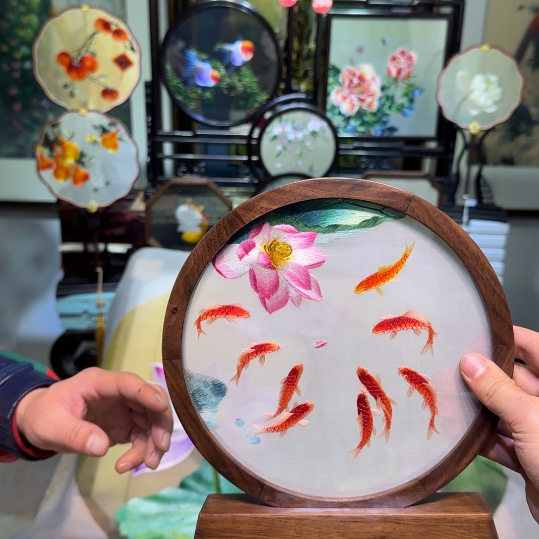 刺绣刺绣工艺精湛