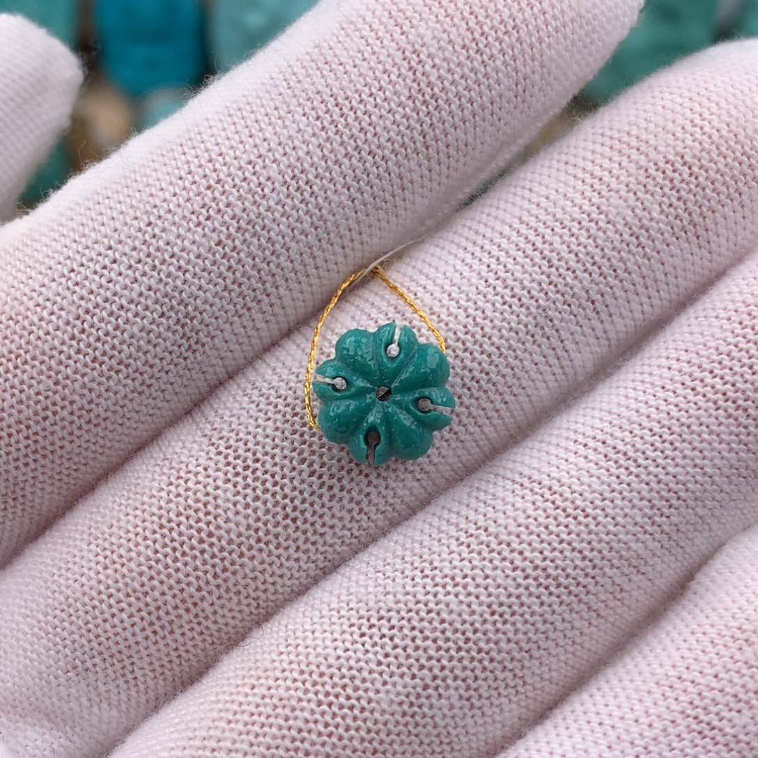 绿松石配饰未镶嵌