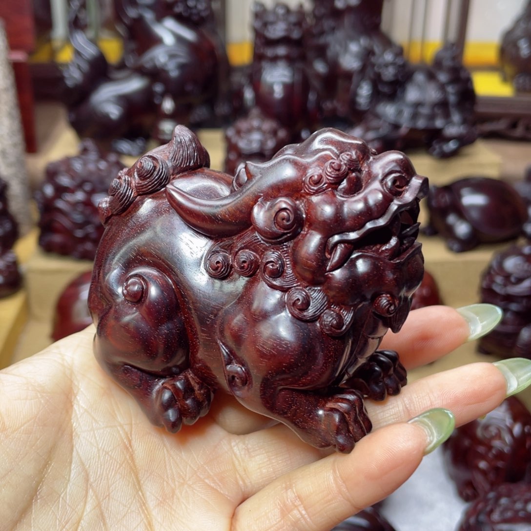 檀香紫檀（小叶紫檀）湘工貔貅