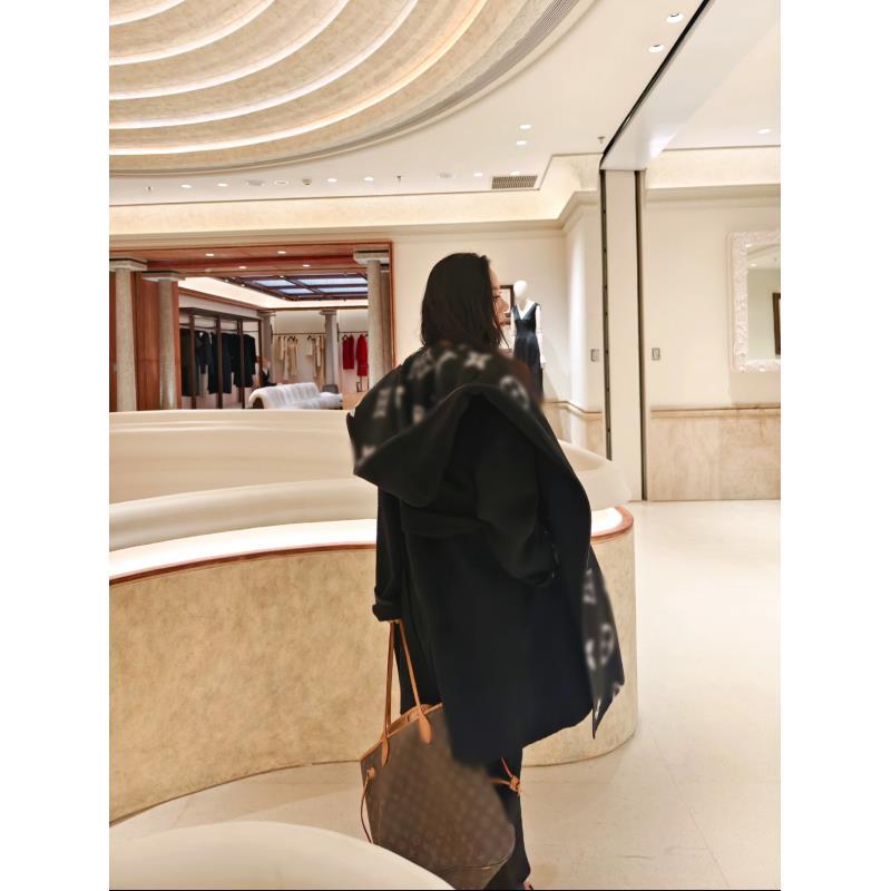 【WJ】2025 秋冬新款百搭时尚老花羊毛大衣外套L6018