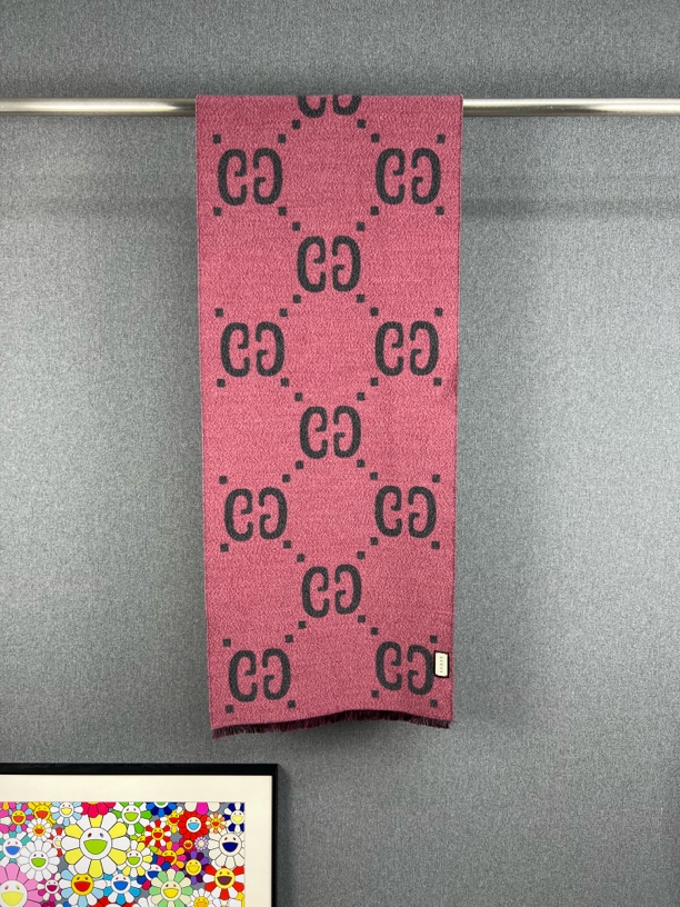 全新未使用 GUCCI/古驰 双面老花满LOGO围巾 190×37CM 全新C11827