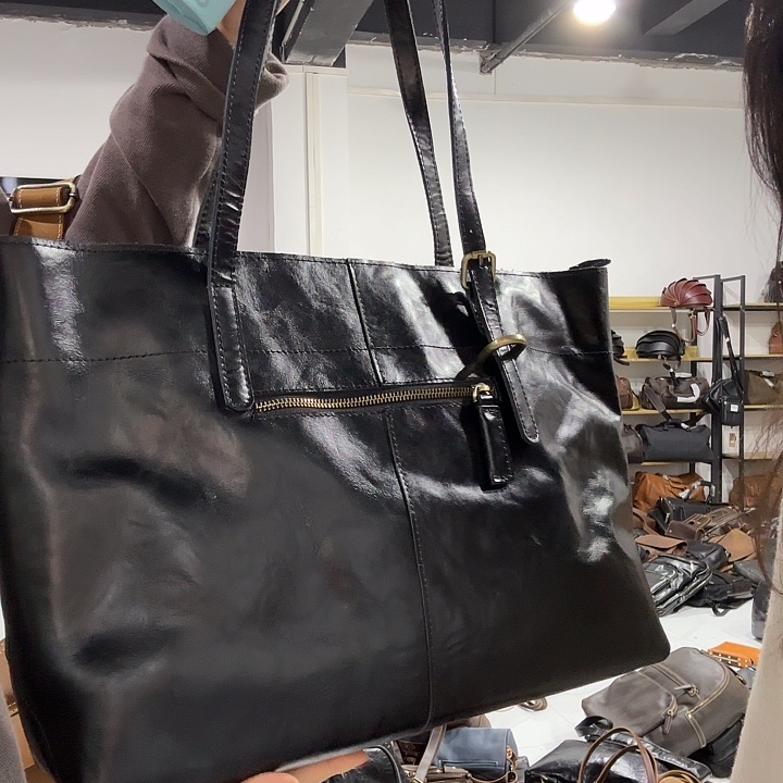 小牛皮（革）牛皮（革）头层牛皮174