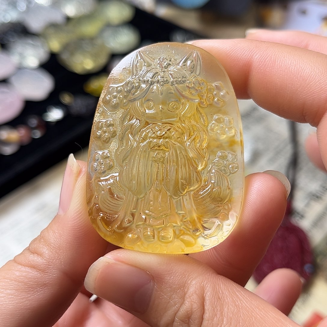 颈饰银S925镶嵌水晶黄胶花九尾