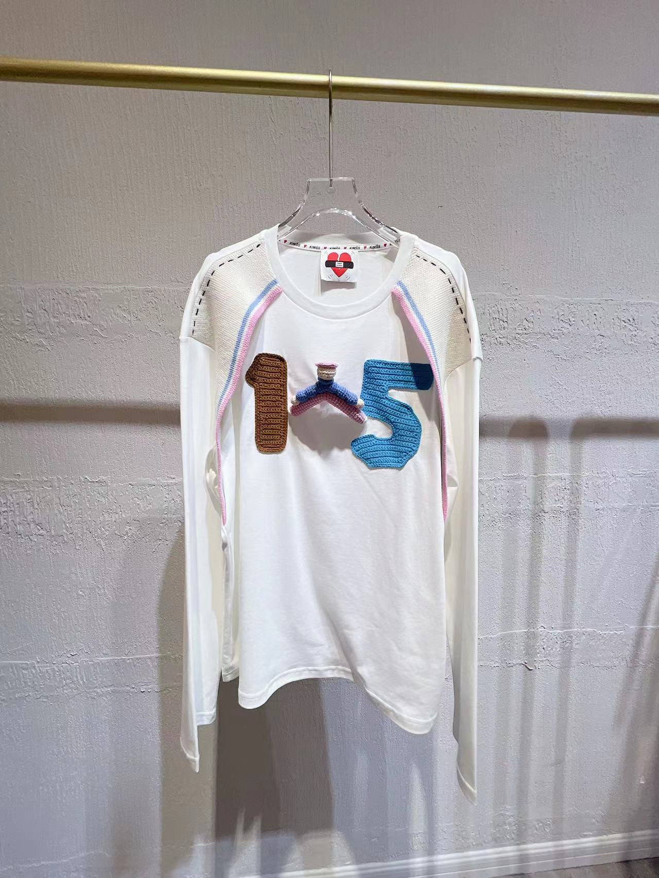 2025小众设计款服饰显瘦气质小个子时尚恤