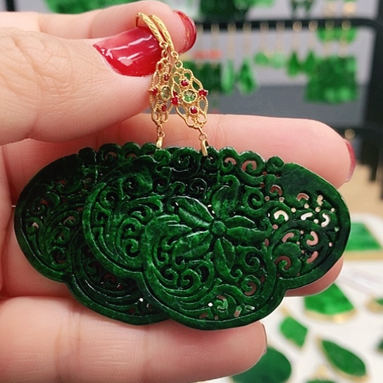 翡翠耳饰18K金镶嵌耳饰