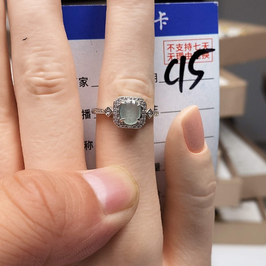 翡翠戒指未镶嵌戒指