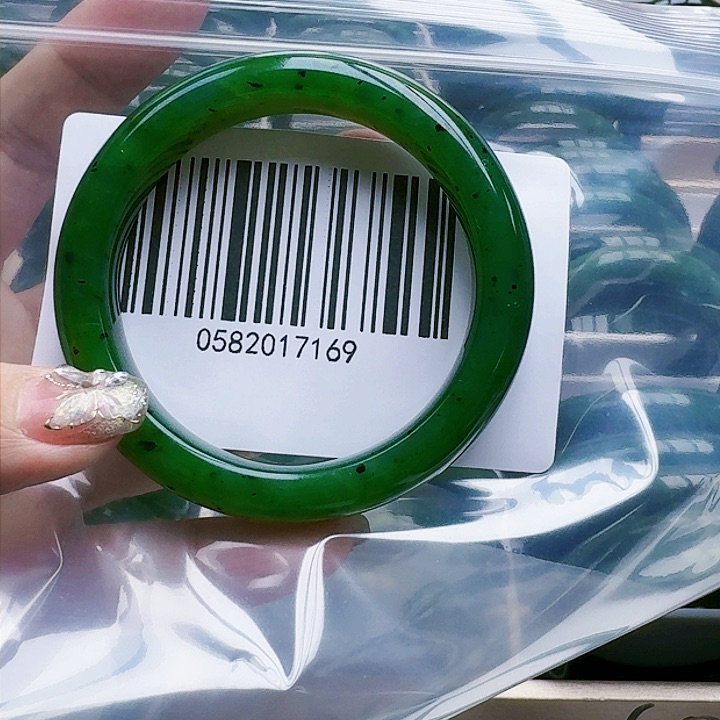 和田玉（碧玉）手镯未镶嵌53