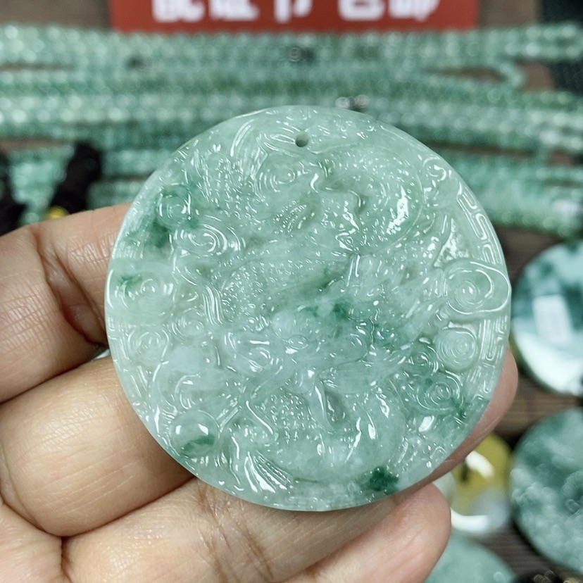 【闪购商品】翡翠颈饰未镶嵌玉吊坠翡翠玉圆形龙牌