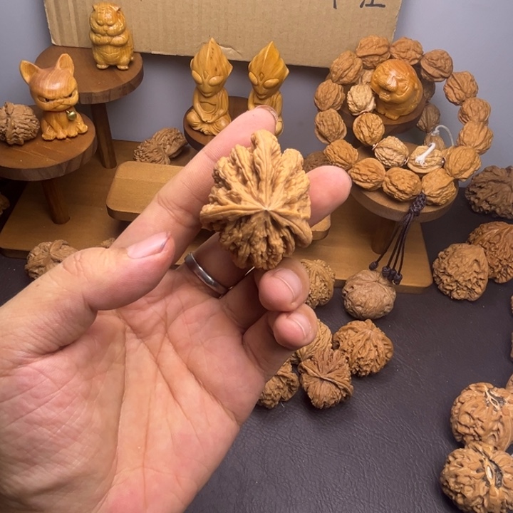 金***子吊坠桃核大粗筋三棱