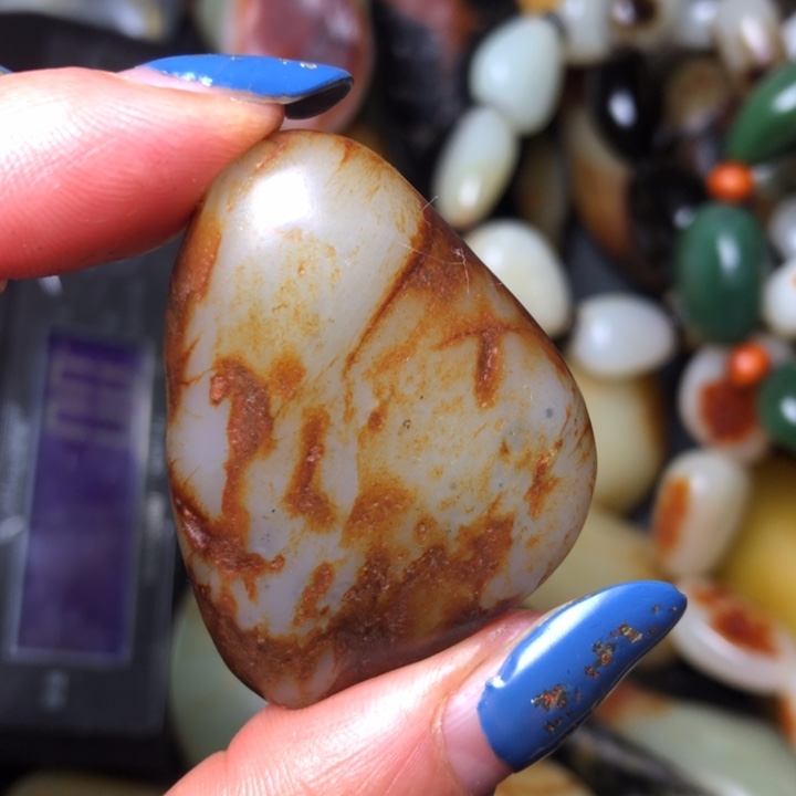 和田玉（翠青玉）未镶嵌珠宝奇石