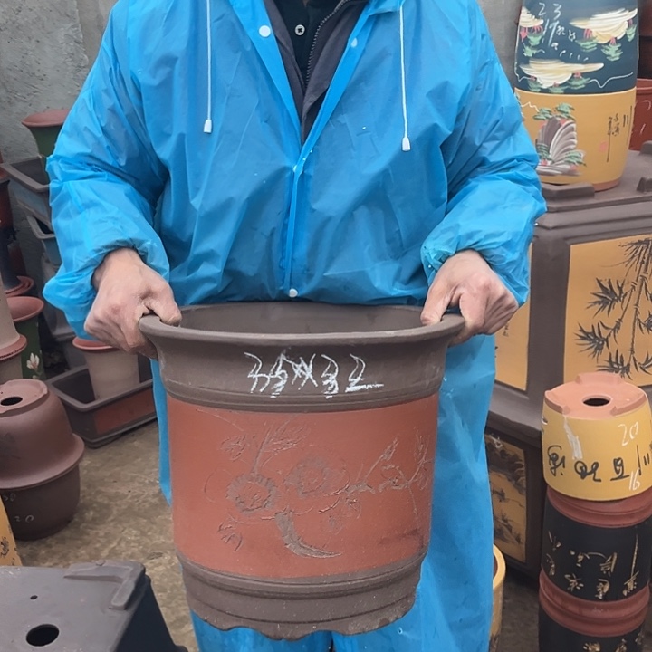 紫砂紫砂花盆和小