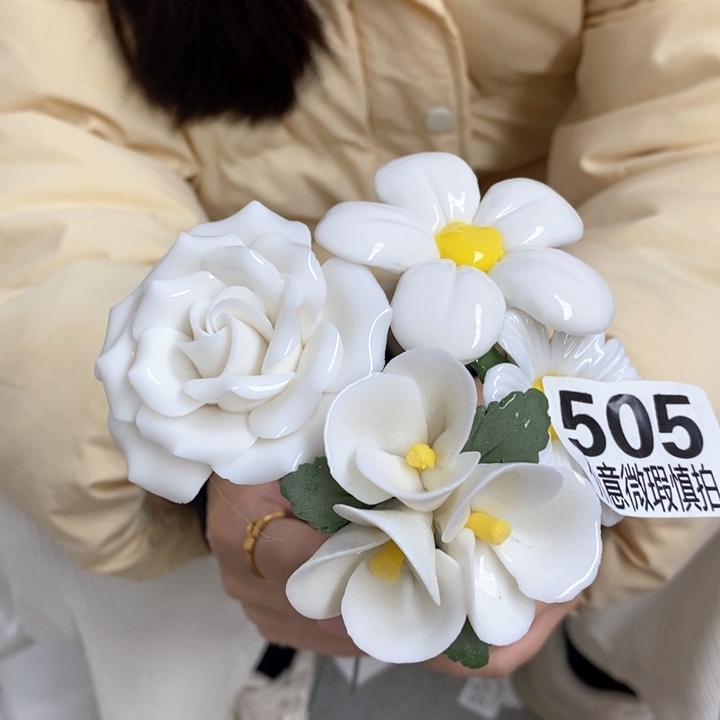 摆件陶瓷材料研究