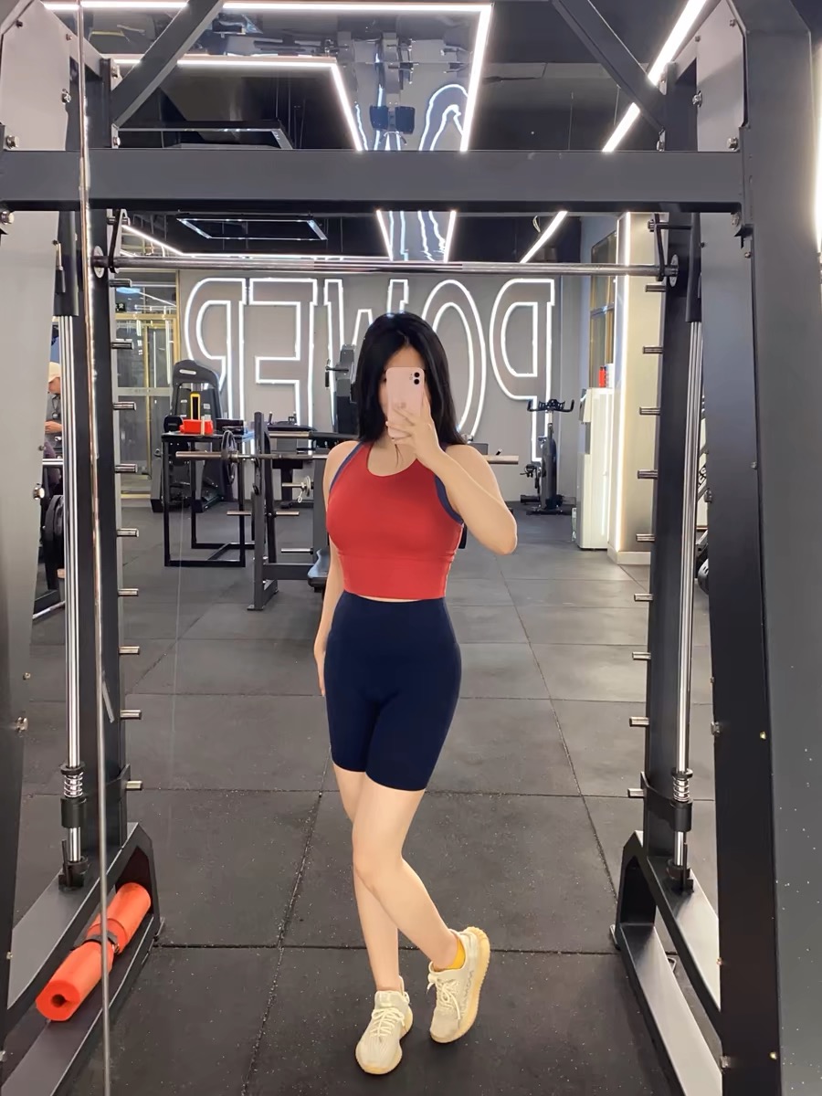 高强度撞色高强度运动内衣女固定杯跑步防震健身文胸瑜伽背心