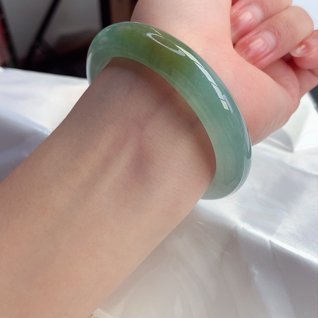 翡翠手镯未镶嵌天然A货翡翠53/54