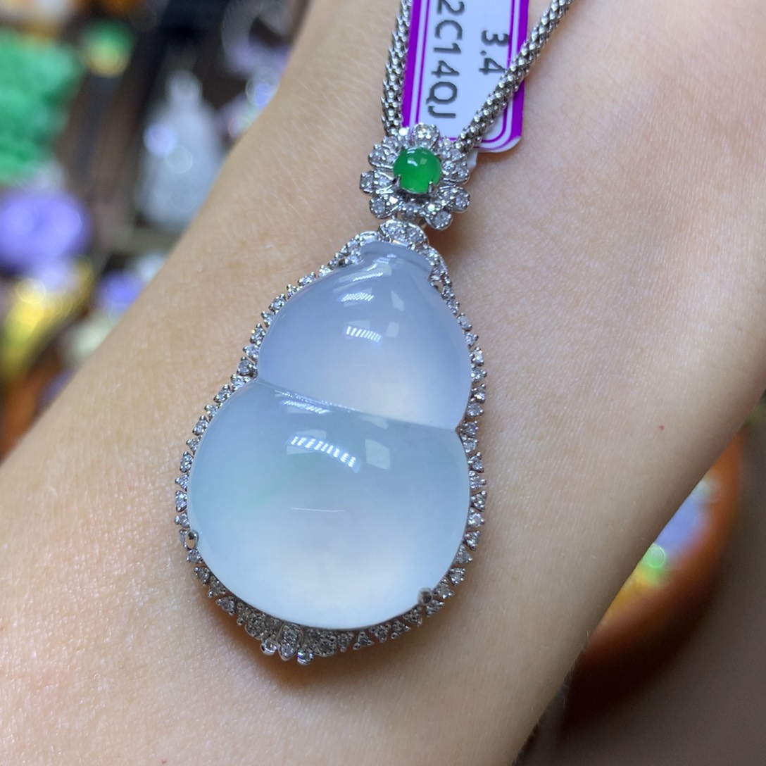 【闪购商品】翡翠颈饰18K金镶嵌翡翠