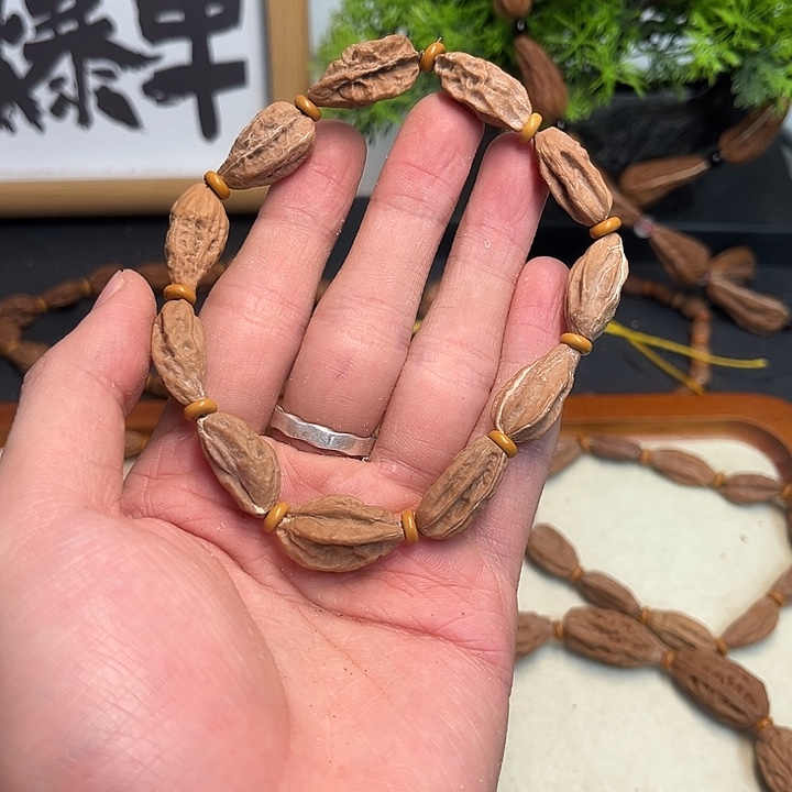 文玩核桃吊坠津**味核桃27