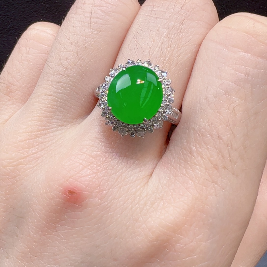 翡翠戒指18K金镶嵌戒指