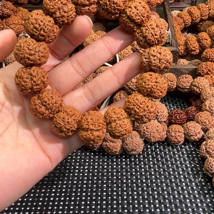 老***叱金刚菩提吊坠梅花