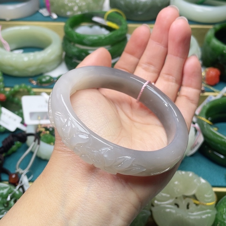 和田玉手镯60+圈口 编号51未镶嵌