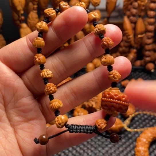 橄榄核吊坠核尖十八罗汉