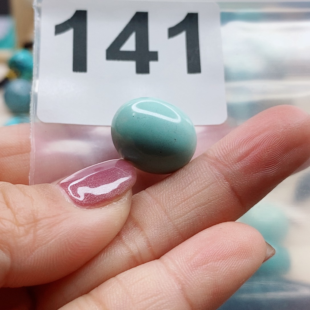 绿松石颈饰未镶嵌