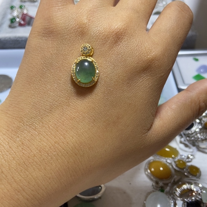 翡翠颈饰银S925镶嵌吊坠