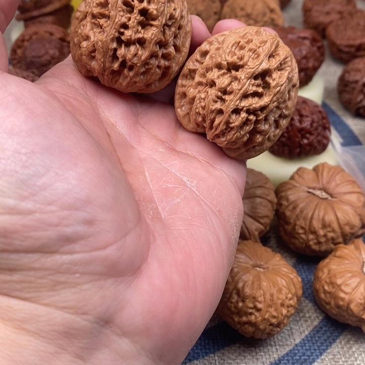 文玩核桃把件叶*?核桃