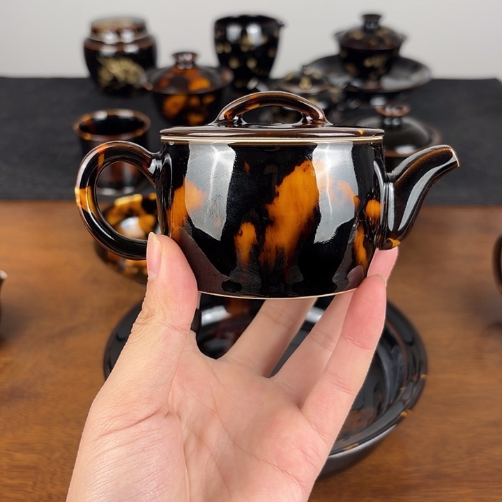 瓷玳瑁釉汉瓦壶壶壶