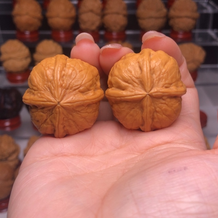 文玩核桃吊坠5***57金蟒粗筋四炸